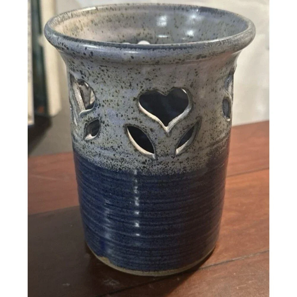 Paul Corbin Art Studio Pottery Stoneware Blue Gray Floral Cutout Utensil Holder